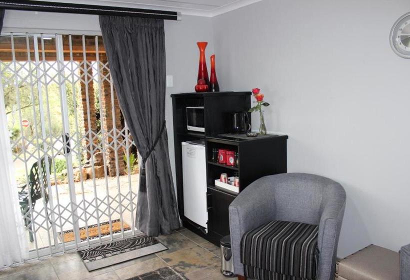 بنسيون Waterfront Guest House