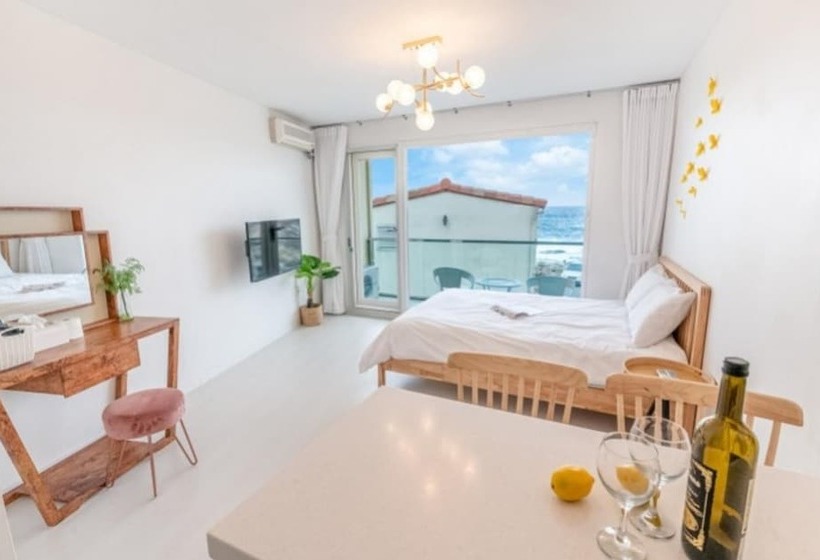 Goseong Nerja Sol Pension