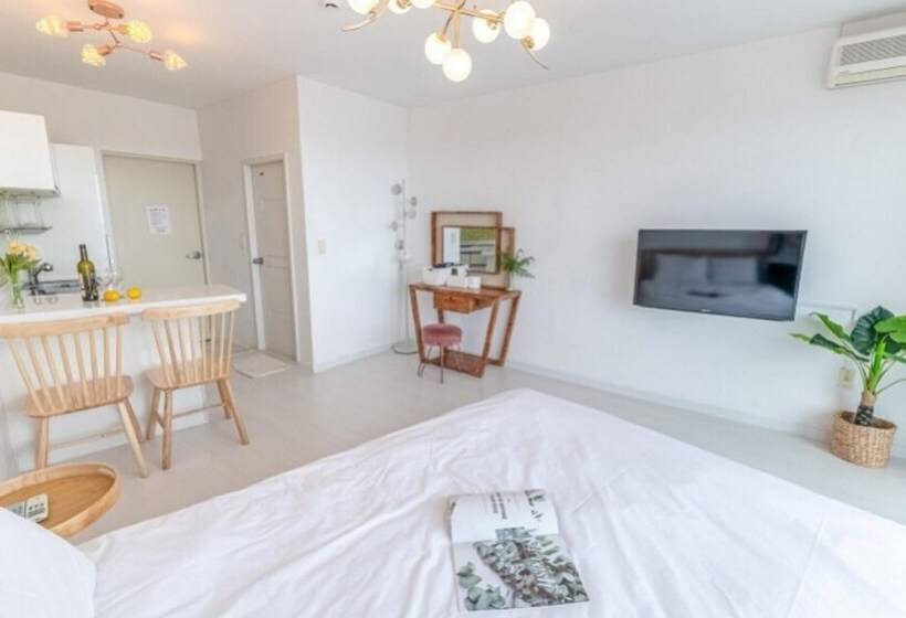 Goseong Nerja Sol Pension