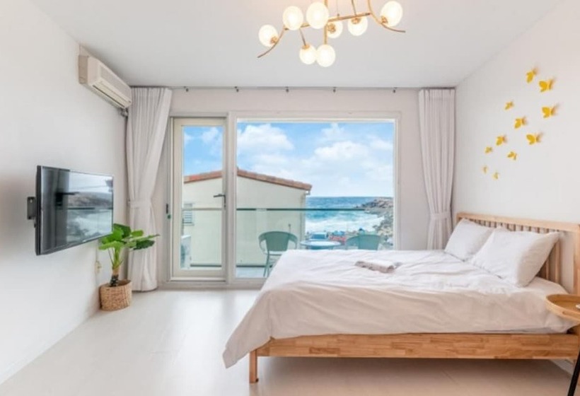 Goseong Nerja Sol Pension