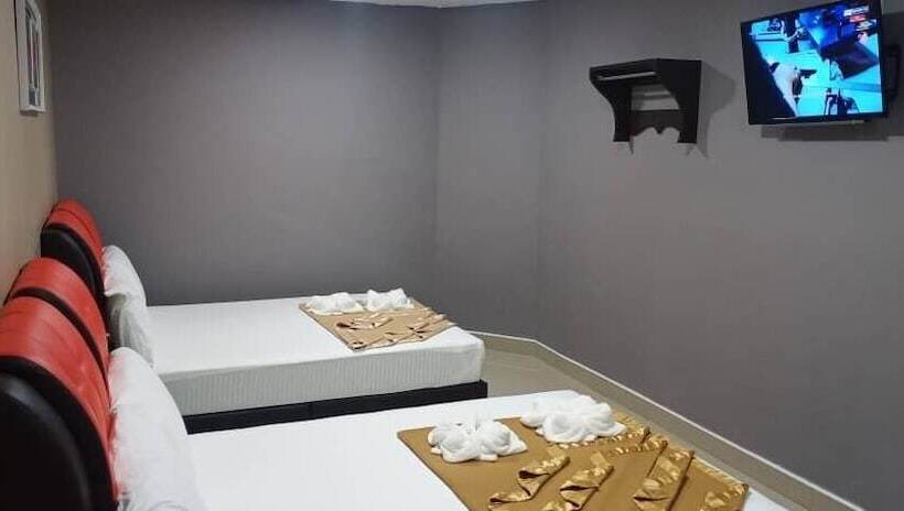 בית מלון כפרי Batu Caves