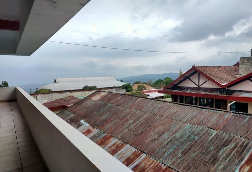 فندق Wina Wisata