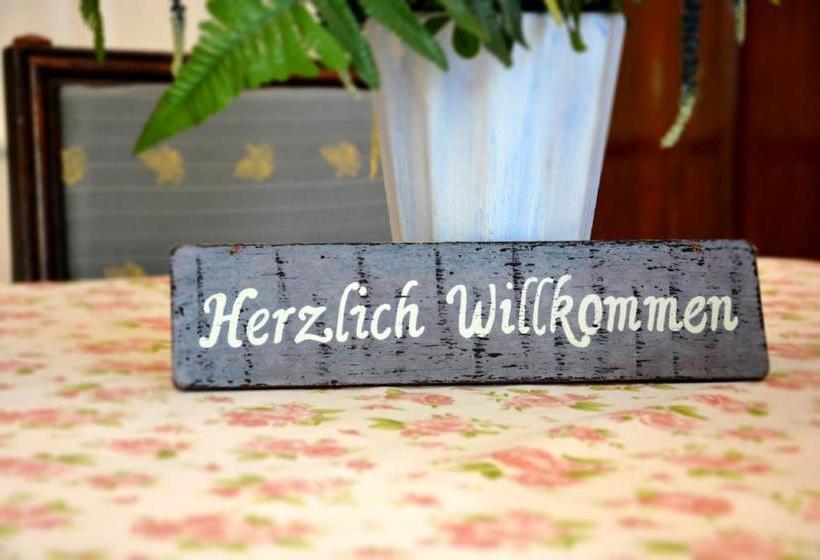 旅馆 Gasthaus & Gästehaus Bsteh