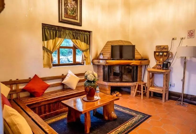 Retkeilymaja Hacienda Turistica Intihuatana