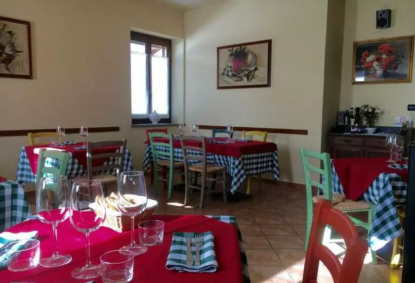 Retkeilymaja Locanda Reloup