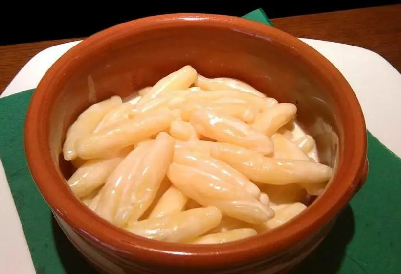 Retkeilymaja Locanda Reloup