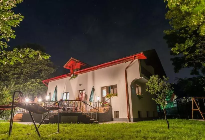 Aamiaismajoitus (B&B) Casa Din Plai