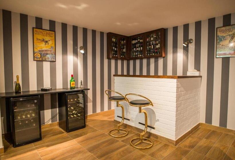 Bed and Breakfast Casa Din Plai