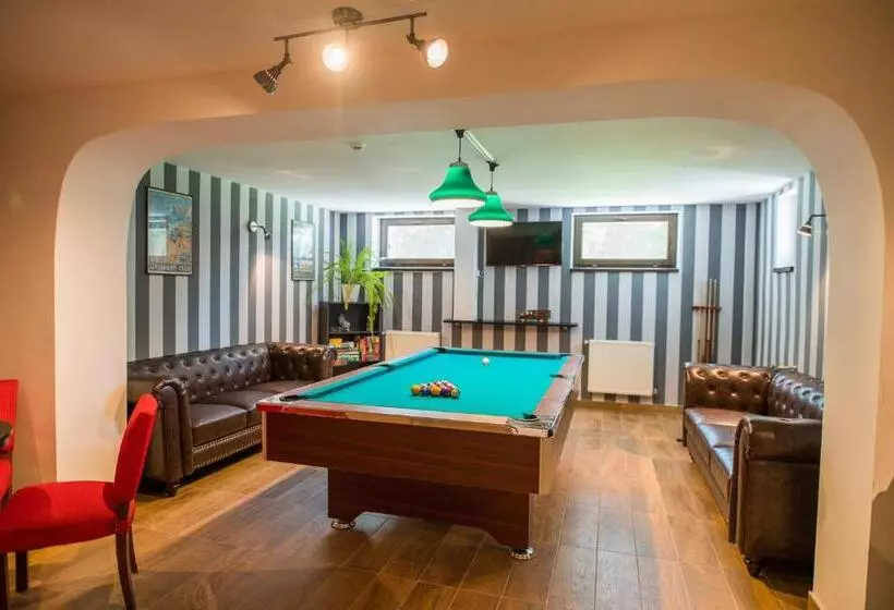 Aamiaismajoitus (B&B) Casa Din Plai