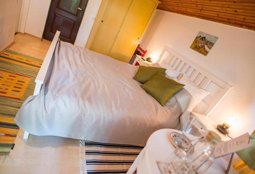 Bed and Breakfast Casa Din Plai