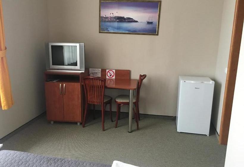 Hotel готель леон