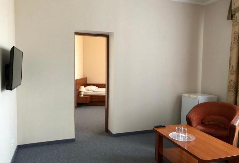 Hotel готель леон