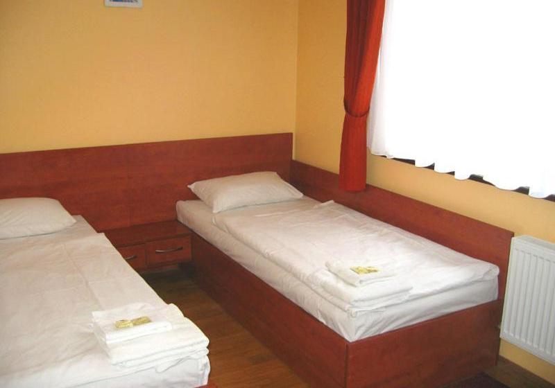 Hotel готель леон