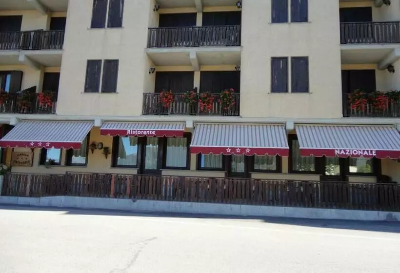 ホテル Albergo Nazionale