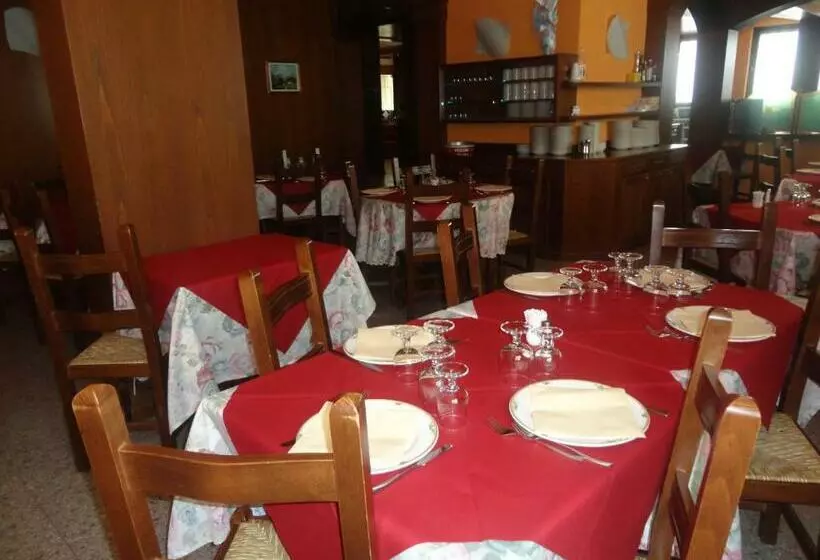 ホテル Albergo Nazionale