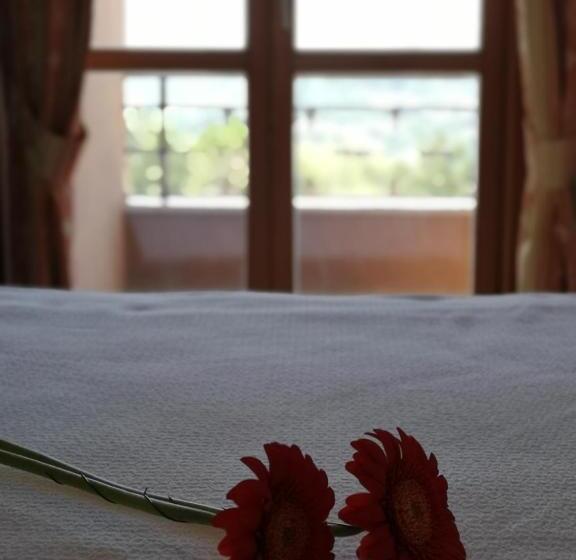 فندق Balcone Sul Metauro