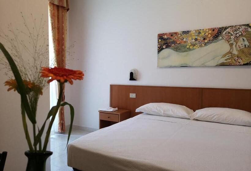 فندق Balcone Sul Metauro