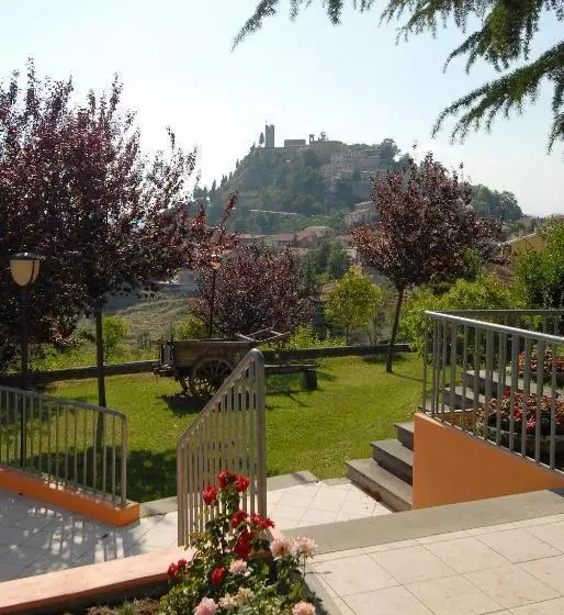 ホテル Balcone Sul Metauro
