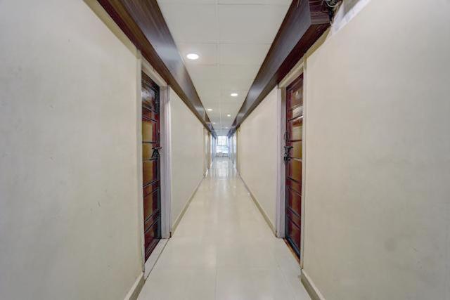 酒店 Bharati Lodge