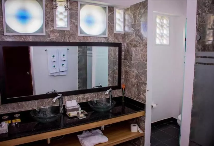 Hotelli Casa Bohemia   Resort De Cerveza Y Vino