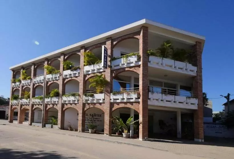 هتل Hôtel Saïfee International