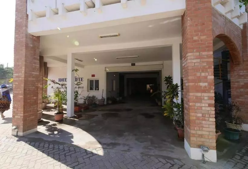 هتل Hôtel Saïfee International