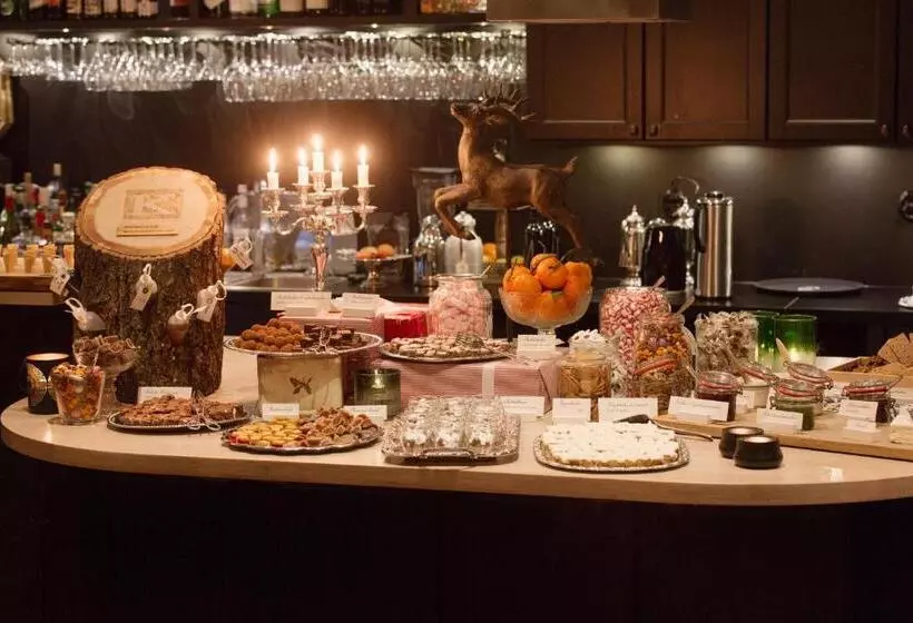 Hotelli Katrinelund Gästgiveri & Sjökrog