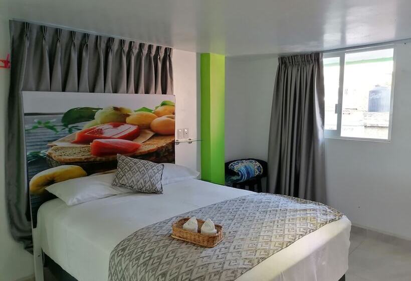 ホテル Maragreens