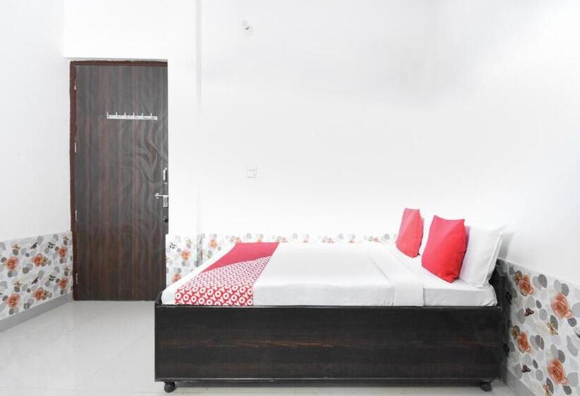 호텔 Oyo 49899 Pardeep Palace