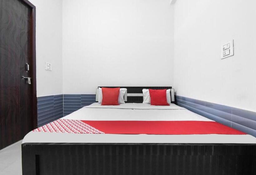 호텔 Oyo 49899 Pardeep Palace