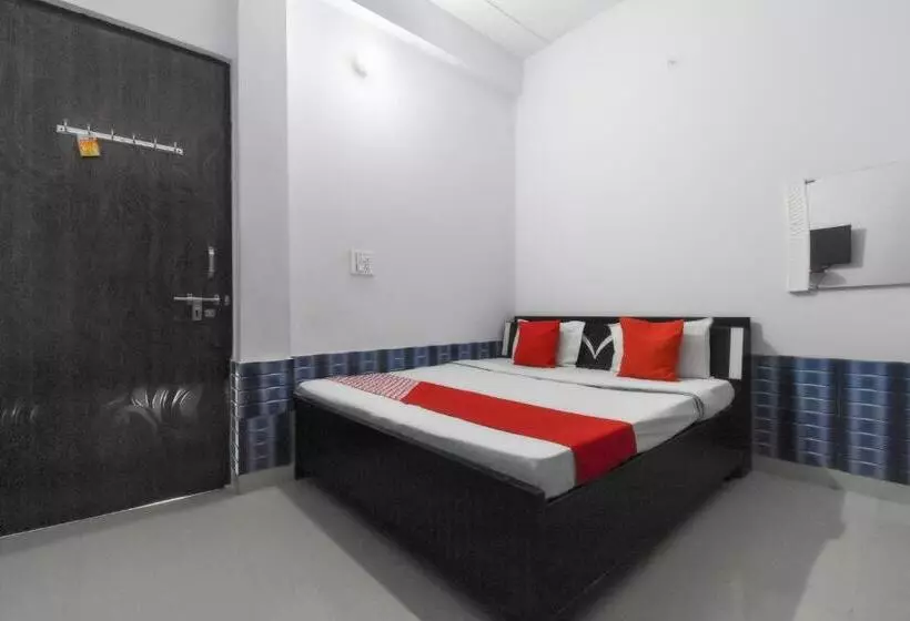 ホテル Oyo 49899 Pardeep Palace