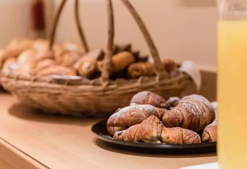 Hotelli Villa Cornaro Tourist Suites