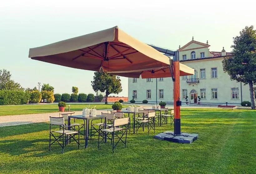 Hotelli Villa Cornaro Tourist Suites