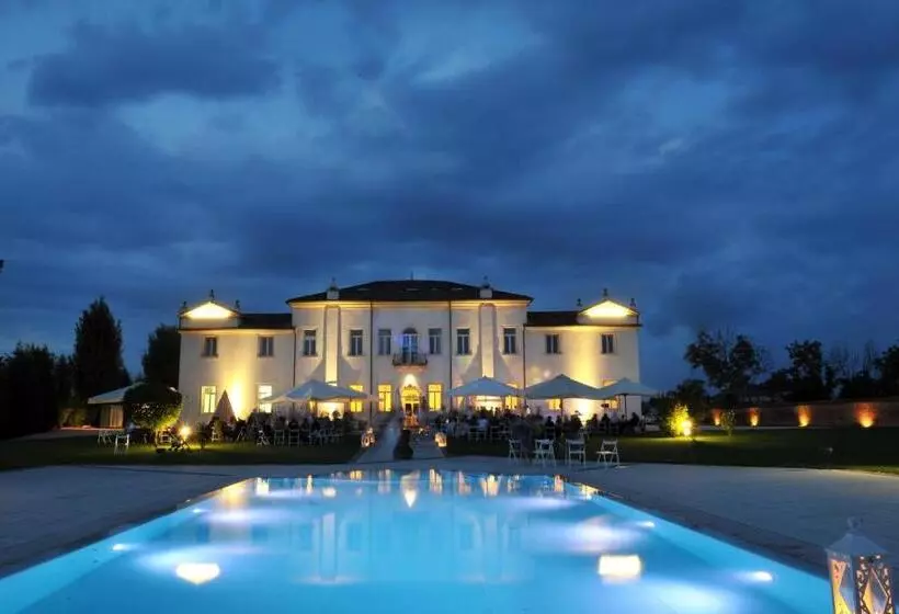 Hotelli Villa Cornaro Tourist Suites