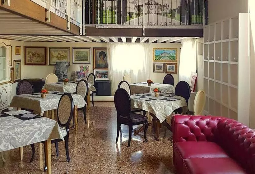 Hotelli Villa Cornaro Tourist Suites