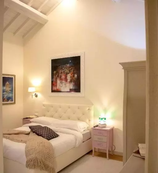 Hotelli Villa Cornaro Tourist Suites