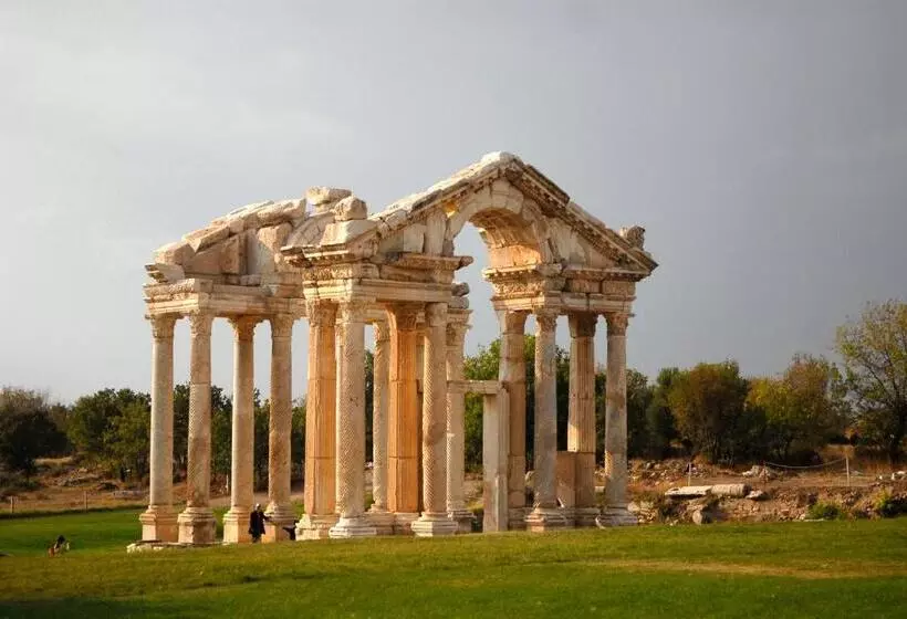 Majatalo Exclusive Boutique