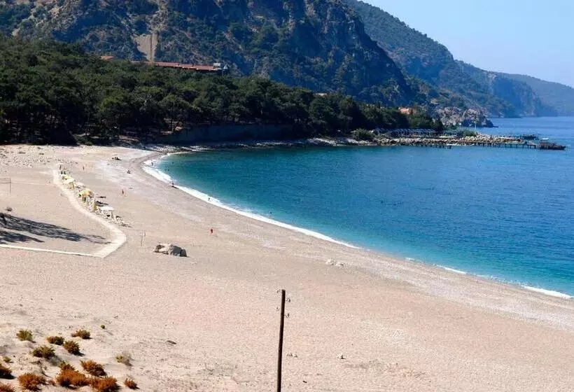 Majatalo Exclusive Boutique