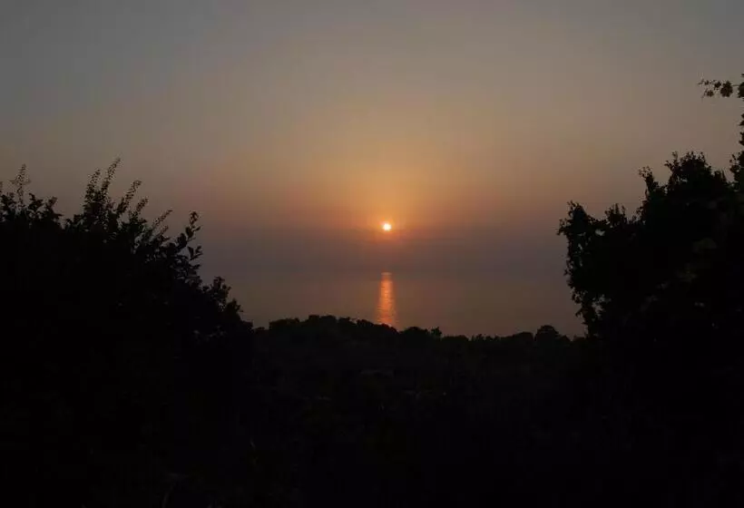 Majatalo Exclusive Boutique