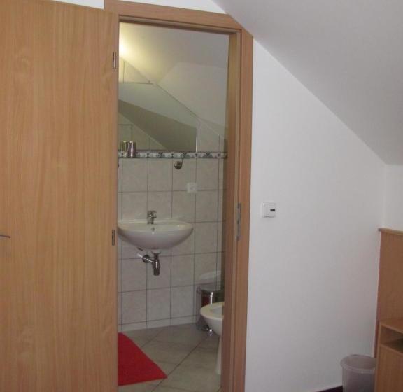 Panzió šindlerův Dvůr