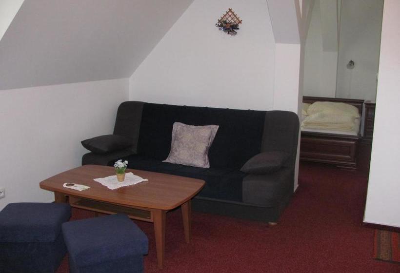 Panzió šindlerův Dvůr