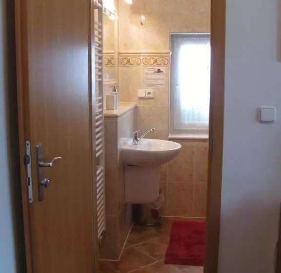 Majatalo šindlerův Dvůr