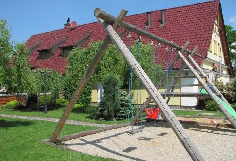 Majatalo šindlerův Dvůr