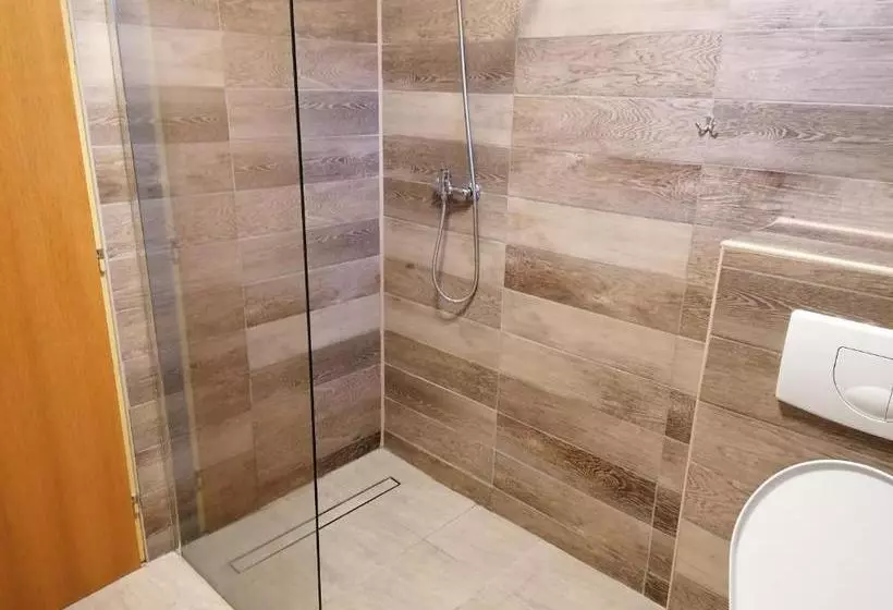 Majatalo Sedlonov 178