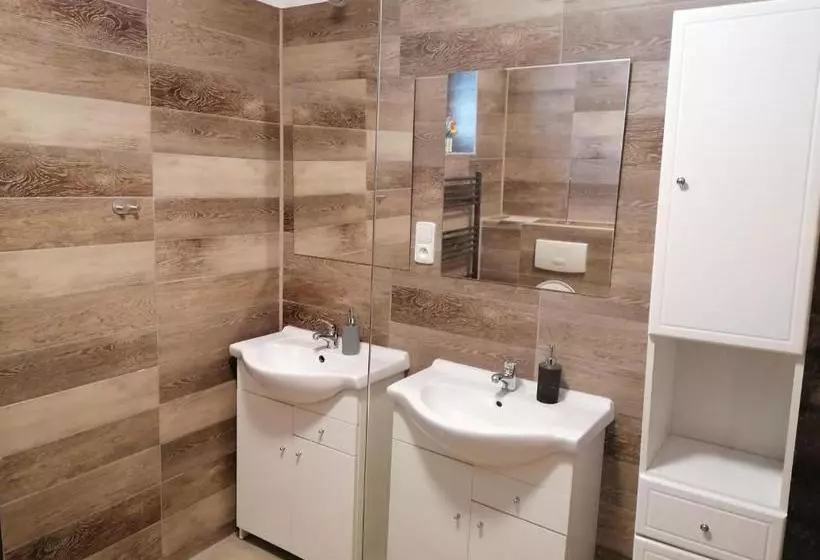 Majatalo Sedlonov 178