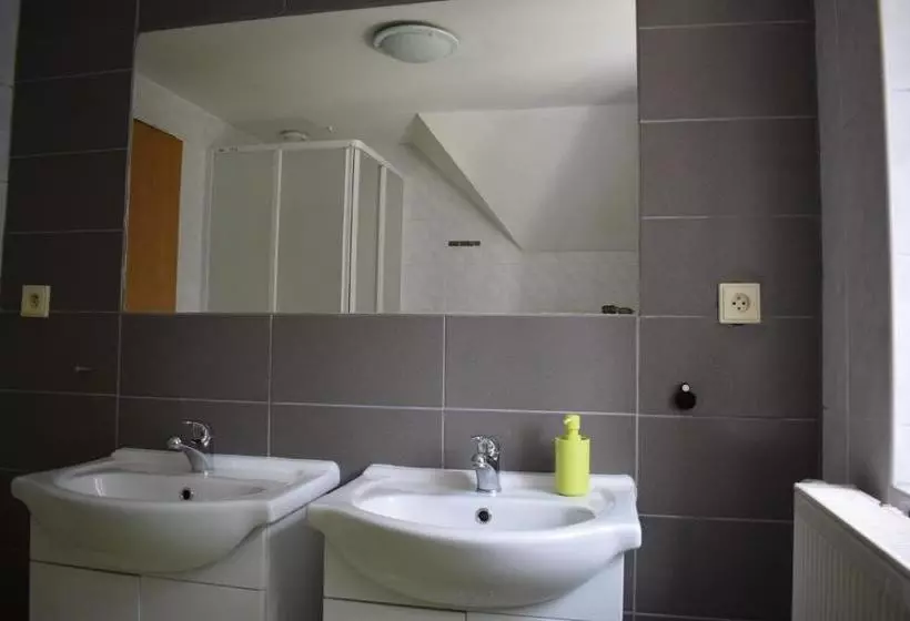 Majatalo Sedlonov 178