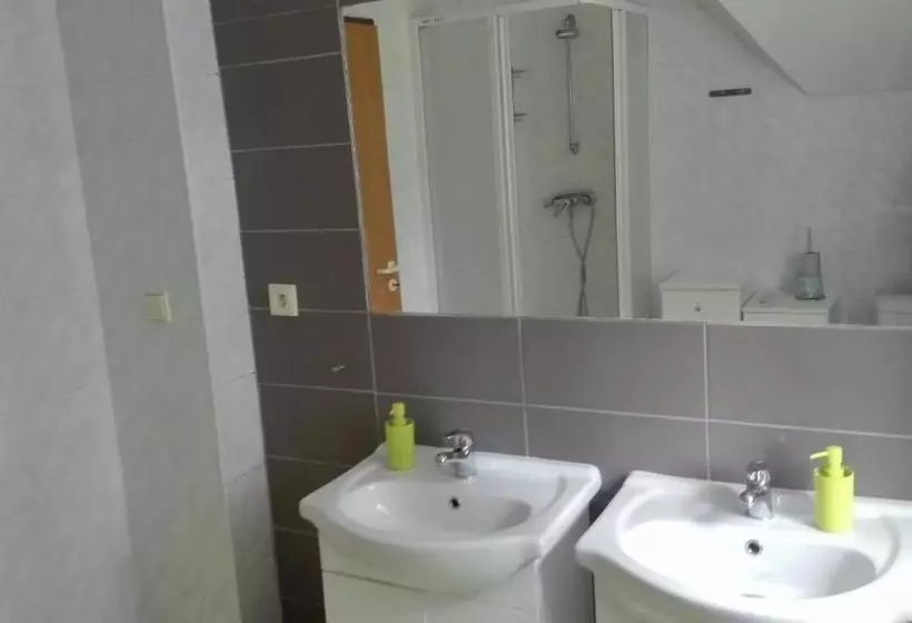 Majatalo Sedlonov 178