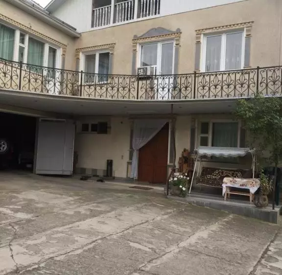ペンション S&s House