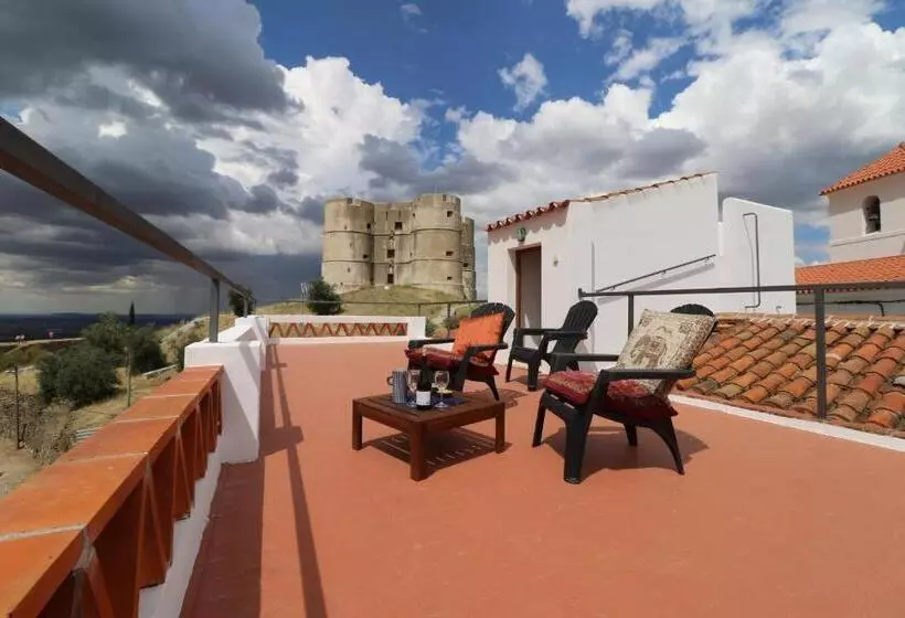 Majatalo The Place At Evoramonte