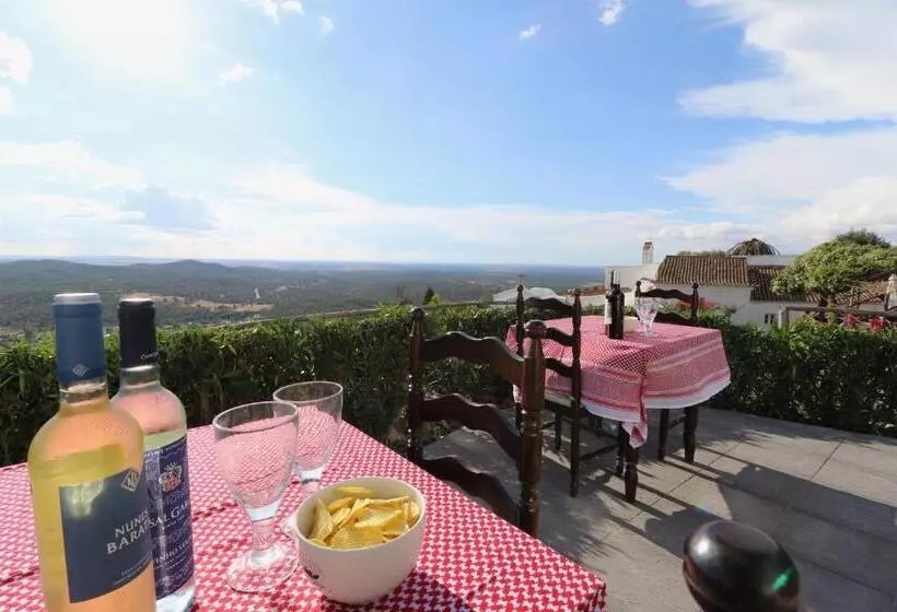 Majatalo The Place At Evoramonte